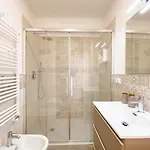 Appartement Cassa Di Risparmio 11 Tirabora Short Rent *