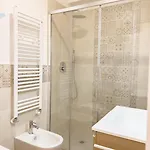 Appartement Cassa Di Risparmio 11 Tirabora Short Rent