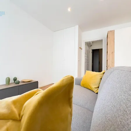 דירה Cassa Di Risparmio 11 Tirabora Short Rent *